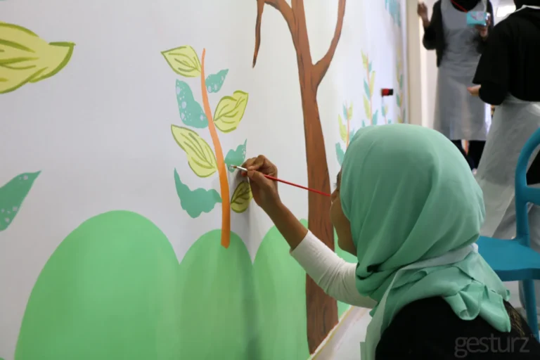 NPM CSR Rumah Ronald Mcdonald Mural Painting 10
