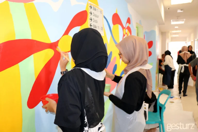 NPM CSR Rumah Ronald Mcdonald Mural Painting 15