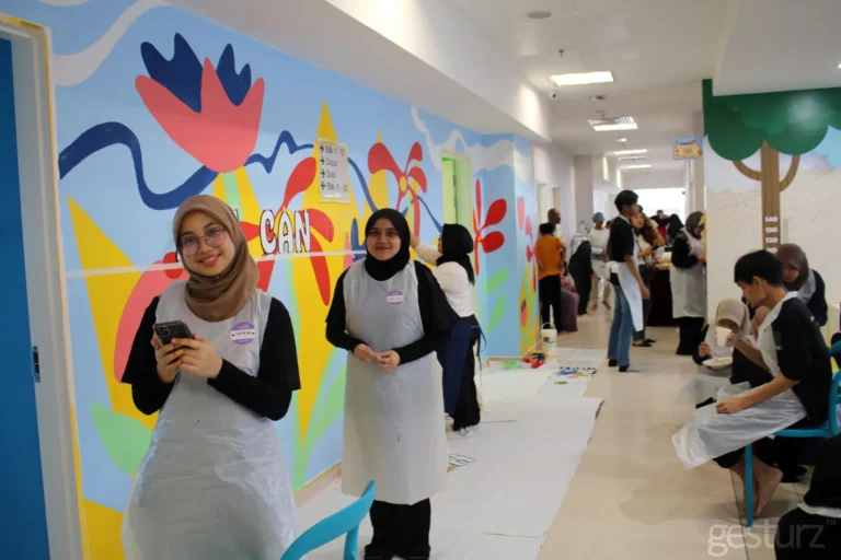 NPM CSR Rumah Ronald Mcdonald Mural Painting 30