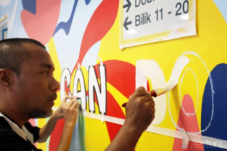 NPM CSR Rumah Ronald Mcdonald Mural Painting 32