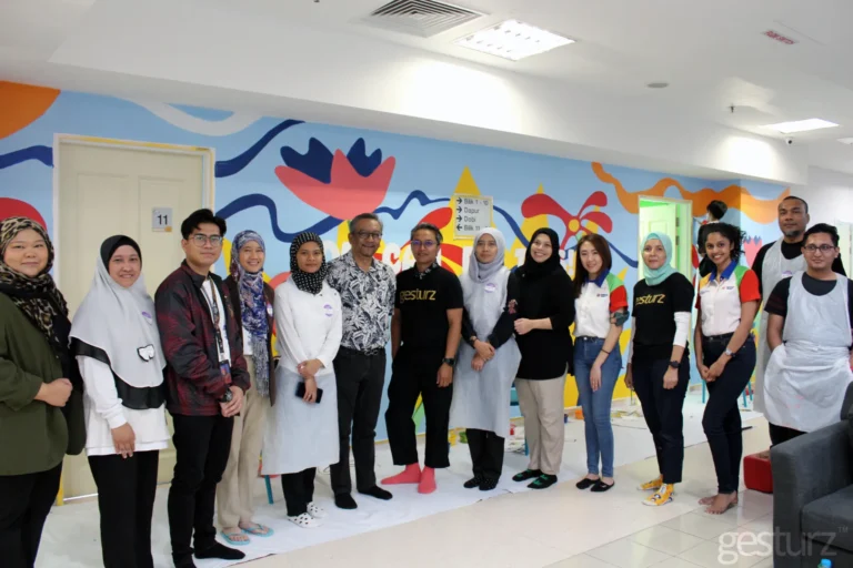 NPM CSR Rumah Ronald Mcdonald Mural Painting 55