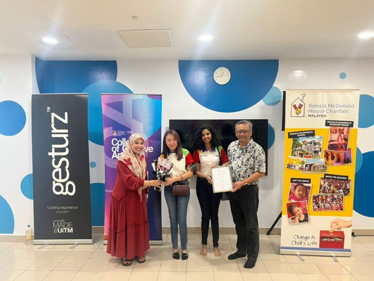 NPM CSR Rumah Ronald Mcdonald Mural Painting 65