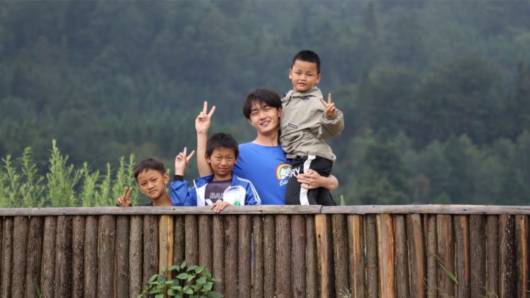 202603 - CSR Project - Color Way of Love - 大连理工-青鸟